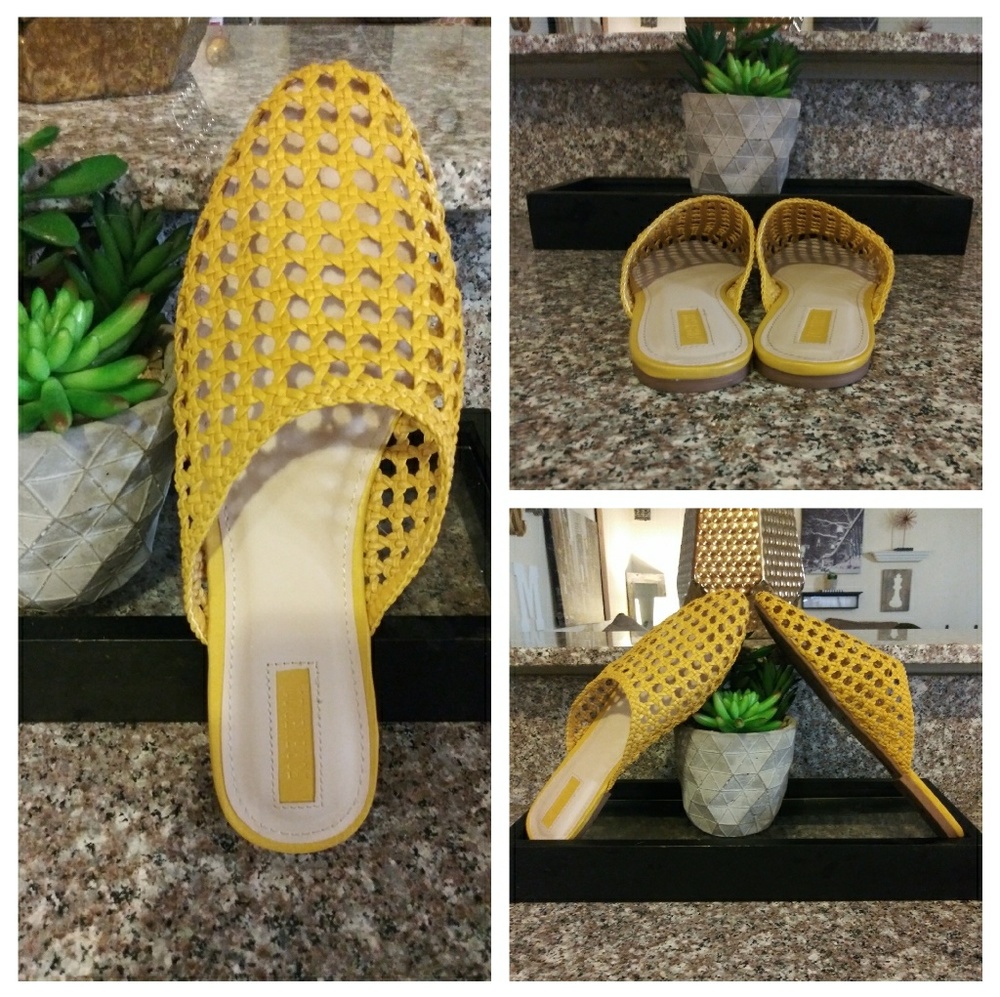 ADORABLE Forever 21 Yellow Basket Weave Mules